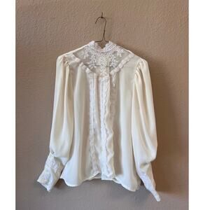 Vintage 70's white lace button down top size 12